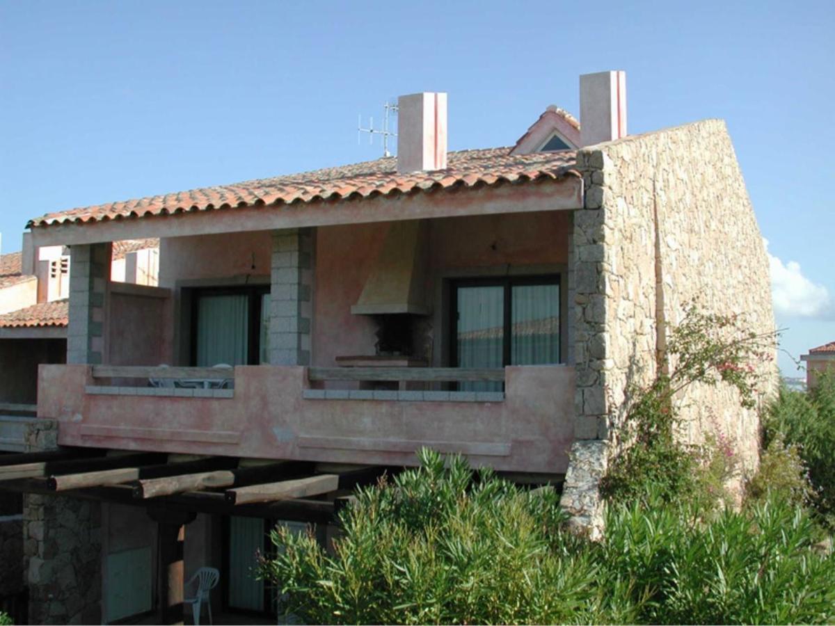 Baia Del Faro Aparthotel Палау Екстериор снимка
