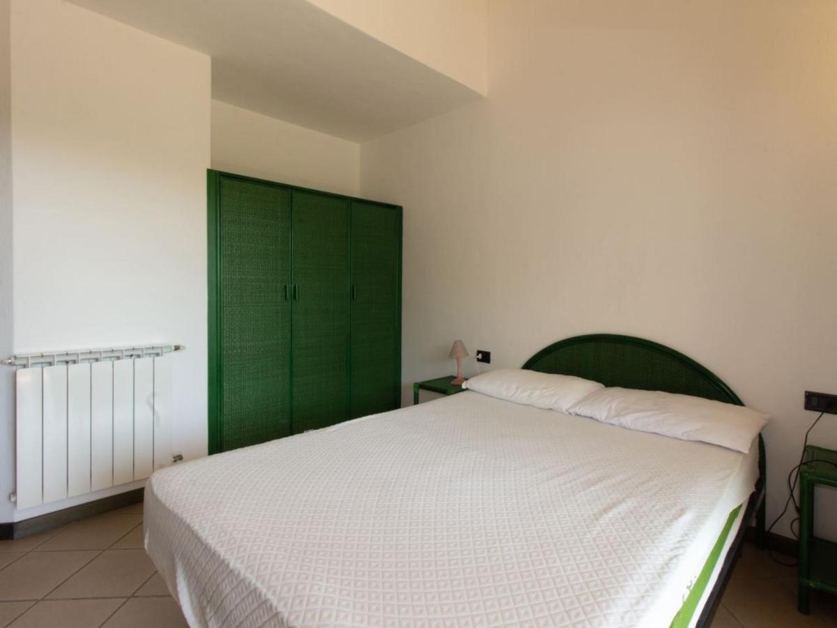 Baia Del Faro Aparthotel Палау Екстериор снимка