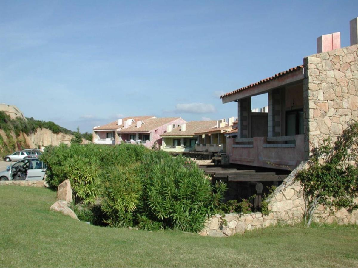 Baia Del Faro Aparthotel Палау Екстериор снимка