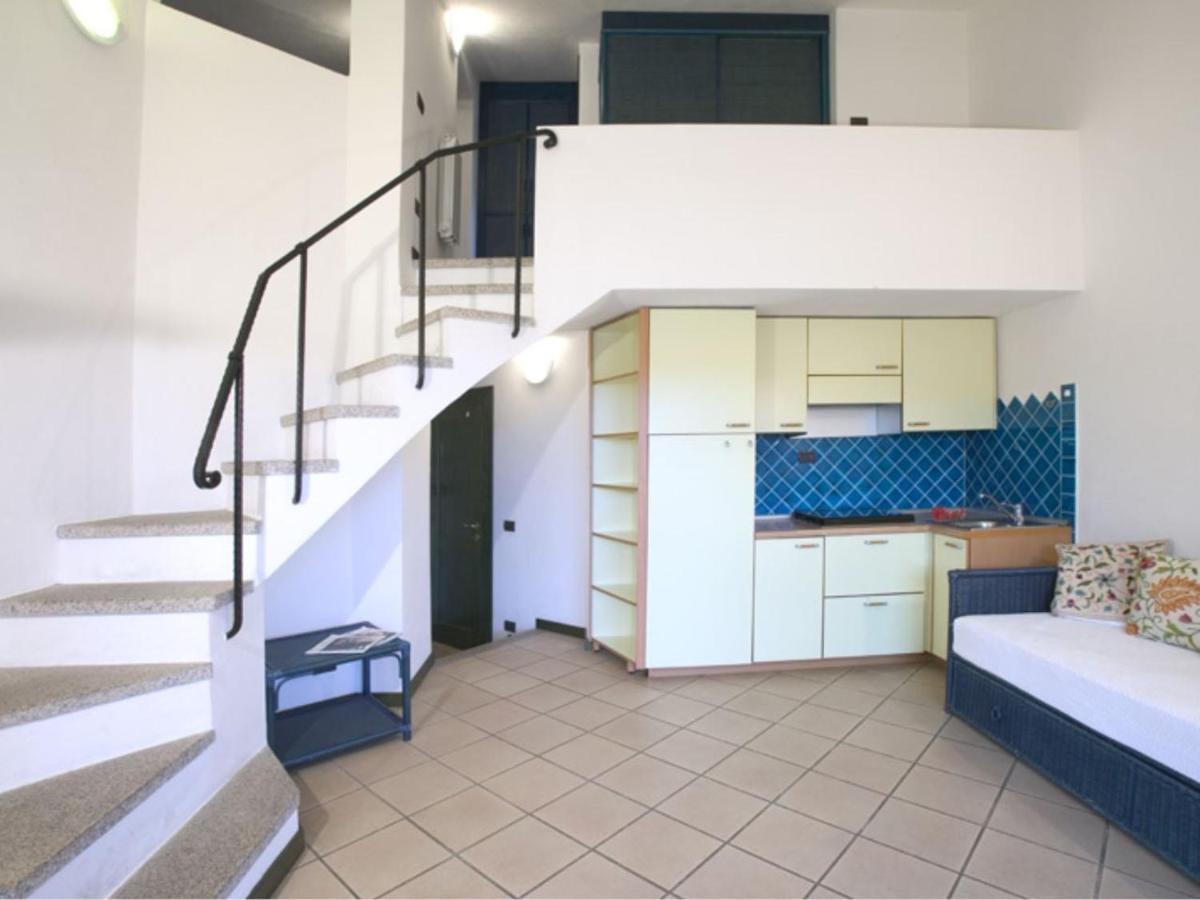Baia Del Faro Aparthotel Палау Екстериор снимка