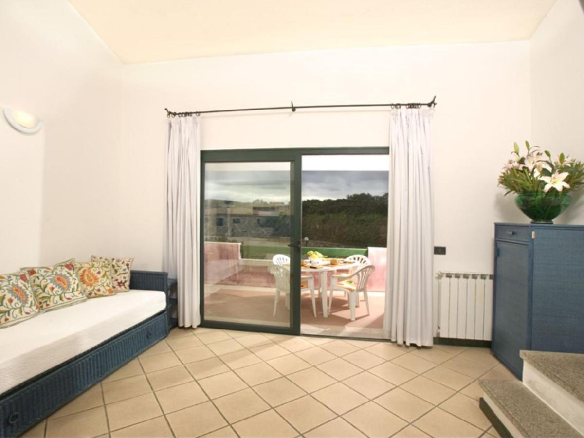 Baia Del Faro Aparthotel Палау Екстериор снимка
