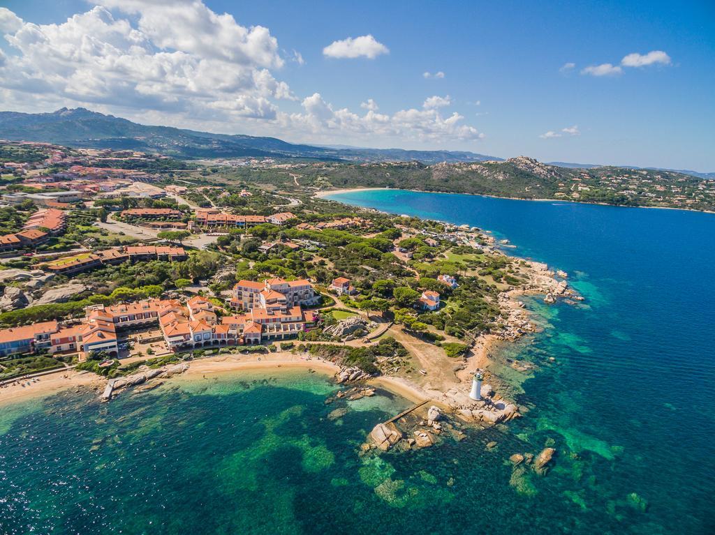 Baia Del Faro Aparthotel Палау Екстериор снимка