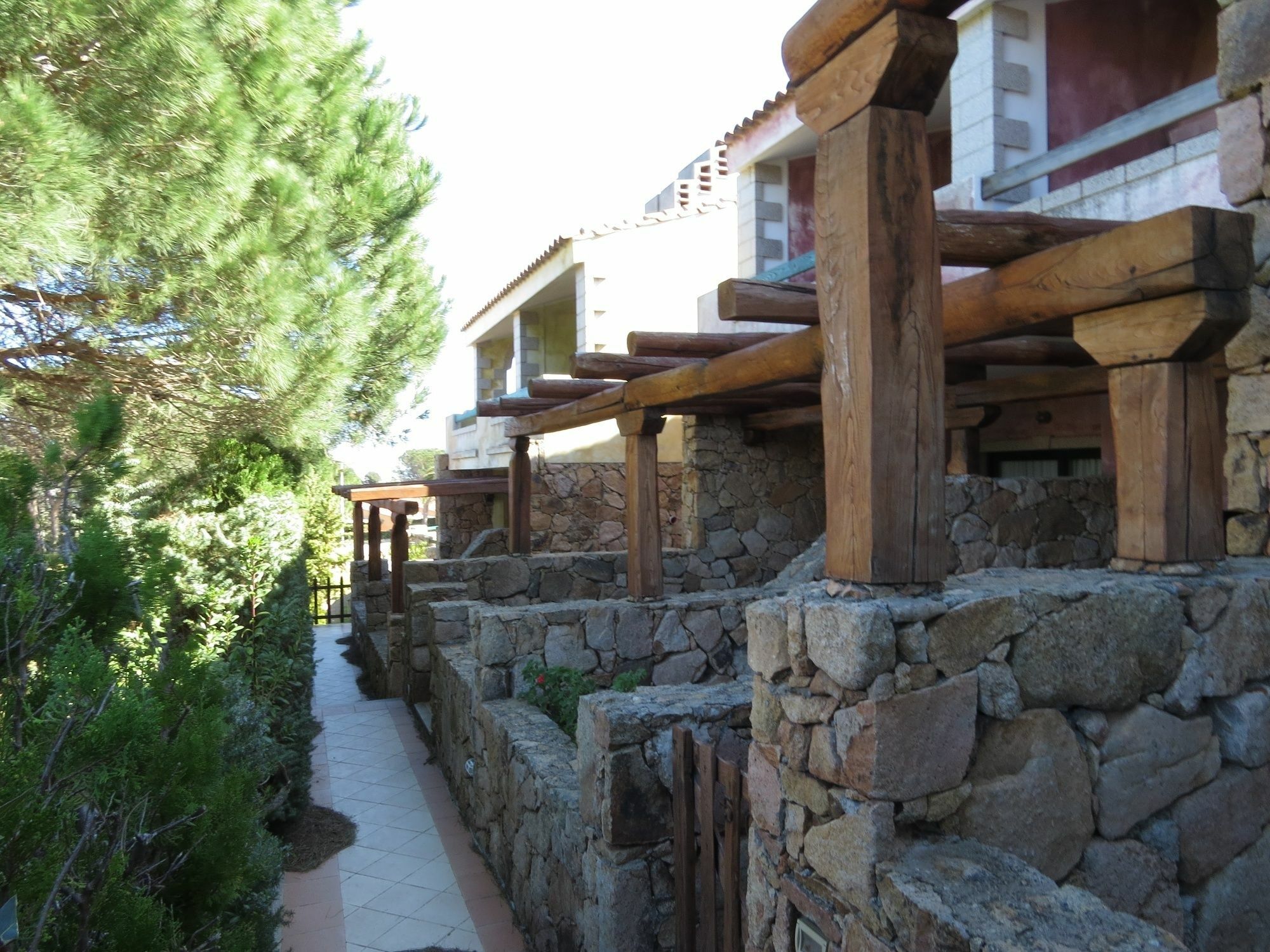 Baia Del Faro Aparthotel Палау Екстериор снимка